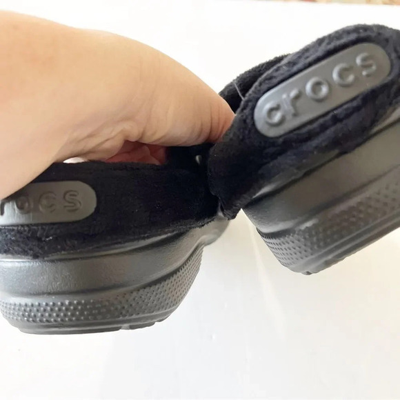 Crocs Black Clogs‎ Fuzzy Lined Unisex Men’s 9 Women’s 11 Warm Removable Liner - Picture 9 of 10